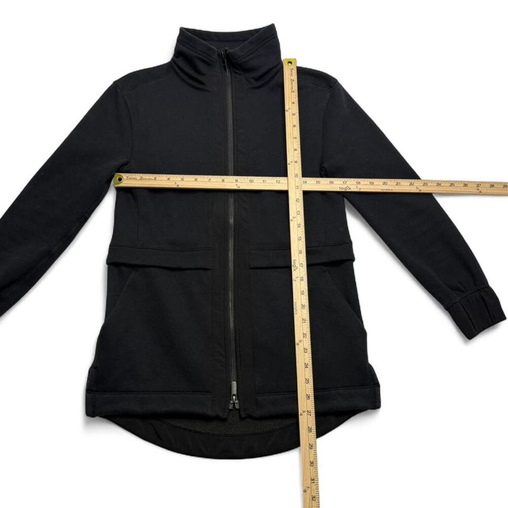 Lululemon Light as Warmth Black Full Zip Jacket women’s size 4 retail $148 - Picture 4 of 8